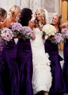 Violetinės suknelės bridesmaidams