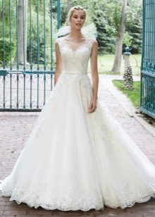 A-Silhouette vestuvių nėrinių suknelė