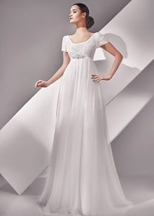 Empire wedding dress sa pamamagitan ng Cupid Bridal