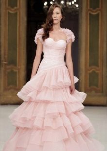 Světle růžové růžové svatební šaty