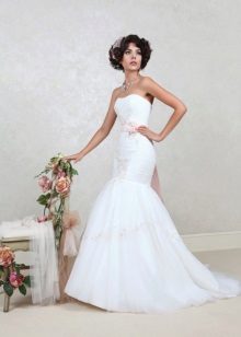 Русалка сватбена рокля от колекцията на цветя феерия