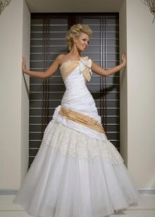 Svatební šaty ze sbírky Femme Fatale a-silueta