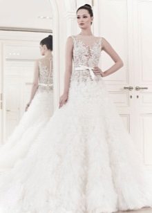 Gaun pengantin dari koleksi A-siluet 2014
