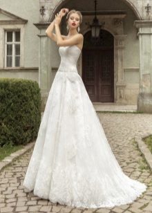 Великолепната сватбена рокля на Армония от колекцията Дъх на пролетта