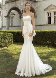 Gaun pengantin duyung dengan basky