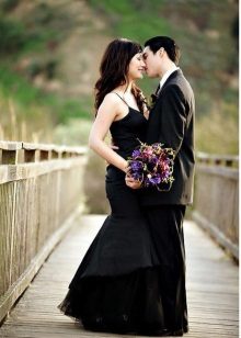 Сватбена рокля от черна русалка