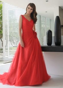 А-силует червена сватбена рокля