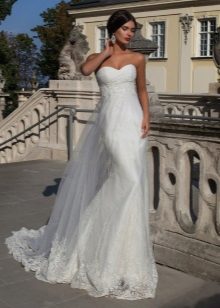 Сватбена елегантна рокля от Crystal Design
