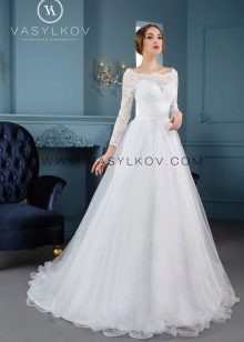 Rochie de dantelă de nuntă de Vasilkov