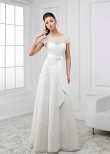 Бяла дантела сватбена рокля