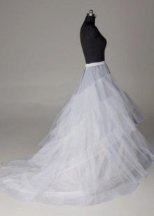 Petticoat med ruffles med bryllupstog