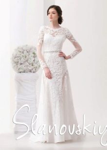 Vestuvių nėrinių suknelė iš Slanovsky