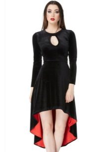 שמלת קטיפה שחורה עם שמלה אדומה