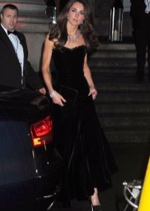 Velvet dress Kate Middleton