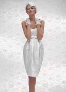 Vestido corto de novia en blanco