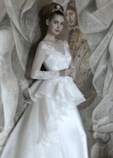 Gaun pengantin dari Atelier Aimee dengan basky