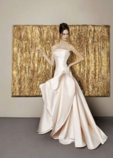 Сватбена рокля от Антония Рива