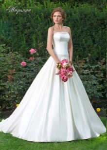 Vestuvių suknelės iš Lady White 2016