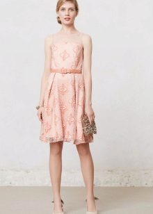 Peach kjole