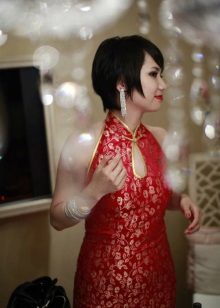 Kinijos stiliaus suknelės auskarai