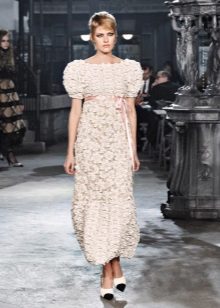 „Chanel“ suknelė su išpūstomis rankovėmis