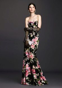 Suknelė su gėlių spausdinimu ant diržų
