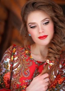 Make-up na šaty v ruském stylu