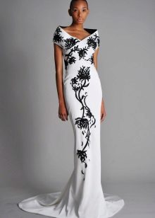 Bílé šaty s černým vzorem
