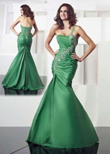 Žalia suknelė undinė