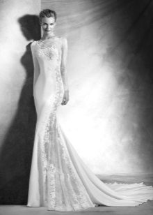 Vestido de noiva com inserções de guipura