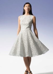 Witte A-lijn kanten jurk