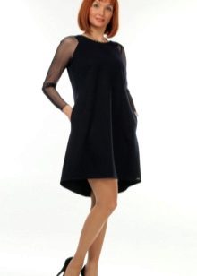 Czarna sukienka z długim rękawem A-line