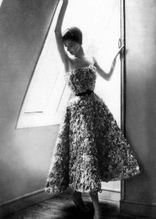 Il vestito a bustier di New Look di Christian Dior