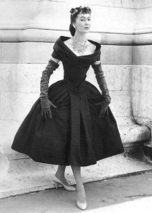 Voluminøse kjoler av Christian Dior i stil med ny bue