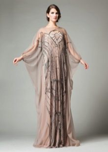 Jasnobrązowa rozkloszowana sukienka z rękawem nietoperza