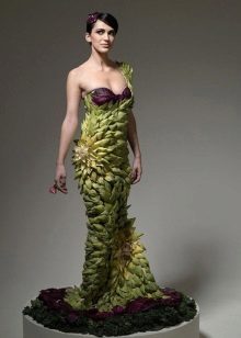 Suknelė iš daržovių