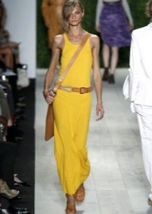 Žuta haljina s dugim rukavima
