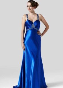 blå satin kjole med stropper