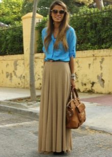 Half skirt length skirt at accessories dito