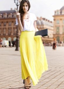 Žlutá letní sukně půl žlutá