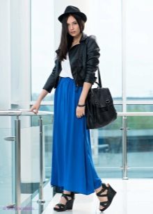 falda maxi azul