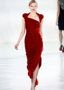 Scarlet velour kjole