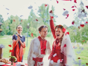 الزفاف الحديثة في النمط الروسي