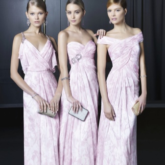 Subtilios rožinės kostiumo suknelės