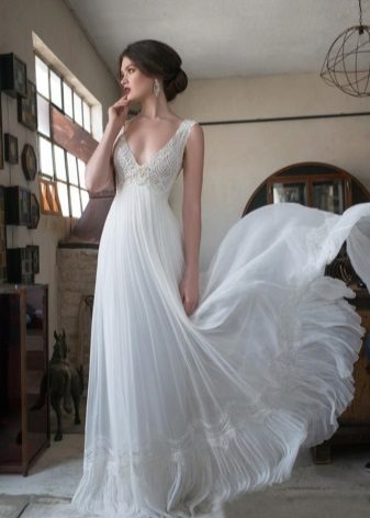Gali Karten Empire Style Wedding Dress