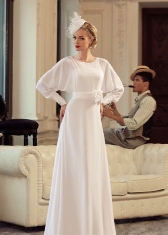Simple Vintage Wedding Dress na may Sleeves