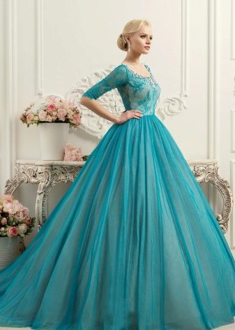 Turquoise wedding dress mula sa koleksyon ng BRILLIANCE sa pamamagitan ng Naviblue Bridal