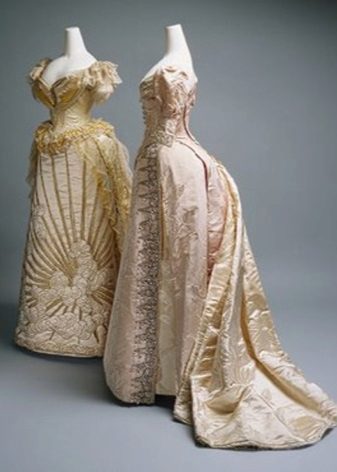 Svatební šaty ze 17. století