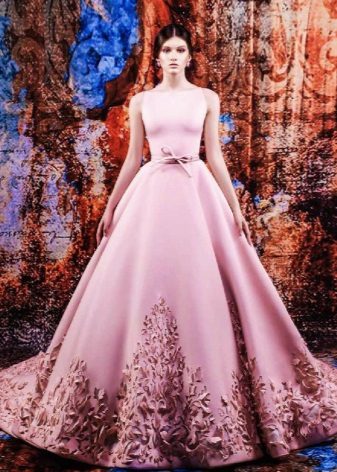 فستان الزفاف مع تأثير اللون 3D