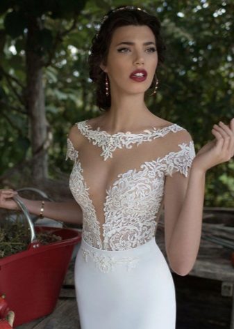 lindo vestido de noiva branco com decote
